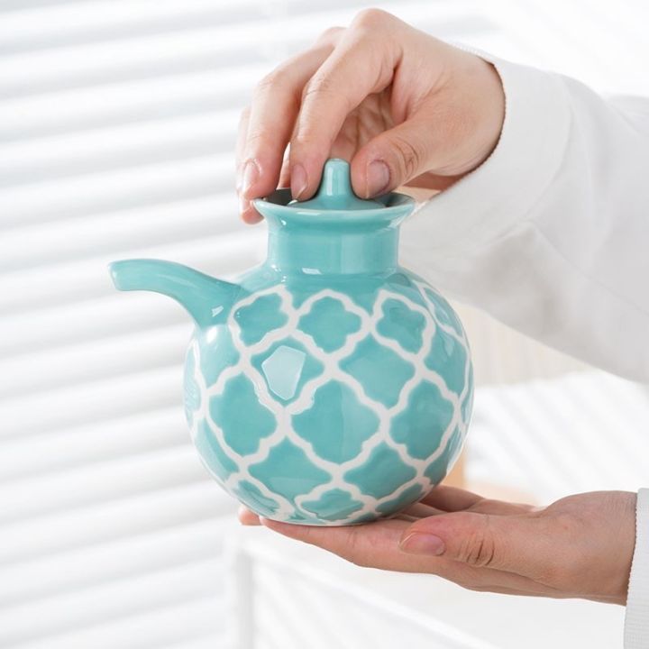 Bohemia%20Oil%20Storage%20Dispenser%20Underglaze%20Embossed%20Container%20Ceramic%20Household%20Oil%20Bottle%20Oil%20Vinegar%20Kitchen%20Accessories%20-%20Image%206