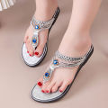 Casual Ladies Sandals Women's Flip Flops for Beach Lightweight and Casual Slippers for Outdoor Flat Bottomed Rhinestone Sandals. 