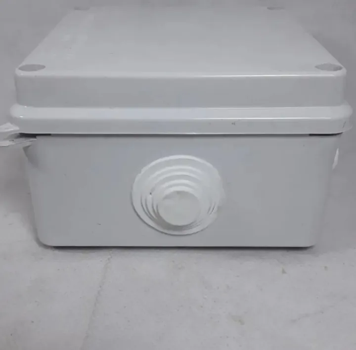 CCTV%20camera%20waterproof%20box%204x4%20PVC%20Outdoor%20camera%20junction%20box%20IP%2065%20-%20Image%205