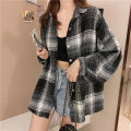 Checkered Shirt Woman Oversized Long Sleeve Collared Button Up Plaid Shirt Jacket Teen-girl Casual Daily Outfit. 