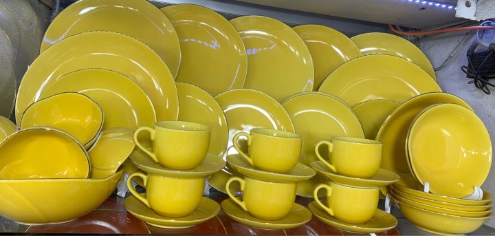 32%20Piece%20Dinner%20Set%20Red%20And%20Yellow%20Color%20Export%20Quality%20-%20Image%202