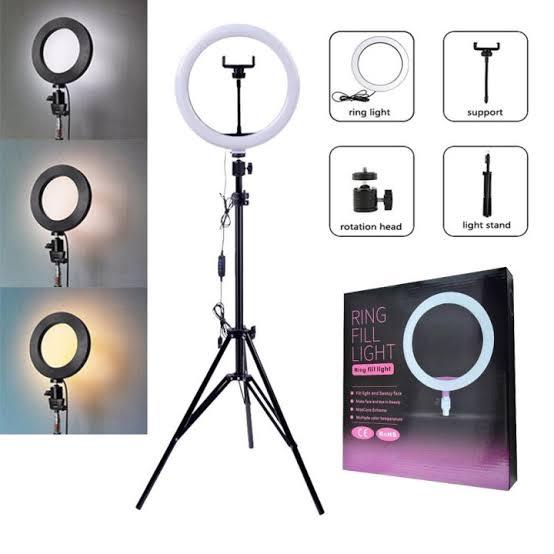 12%20Inch%20LED%20Ring%20Light%20With%20Adjustable%20Stand%20And%20Phone%20Holder%20-%20Image%203