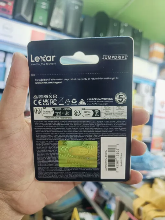 Lexar%20JumpDrive%20M400%2064GB%20USB%203.0%20Pen%20Drive%20-%20Image%202