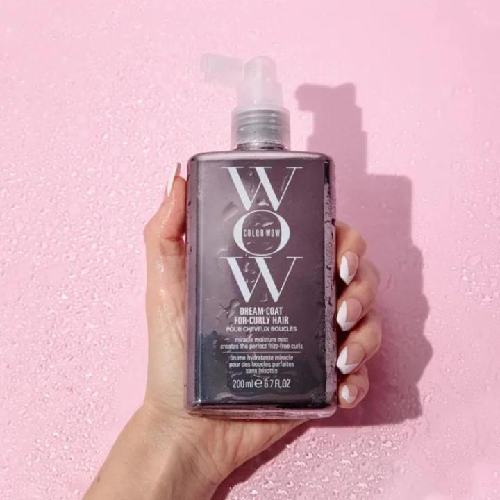 COLOR%20WOW%20Dream%20Coat%20for%20Curly%20Hair%20Frizz%20Free%20Curls%20Made%20Easy%20Moisture%20Boosting%20Spray%20Curl%20Enhancing%20Formula%20Reduce%20Frizz%20-%20Image%205