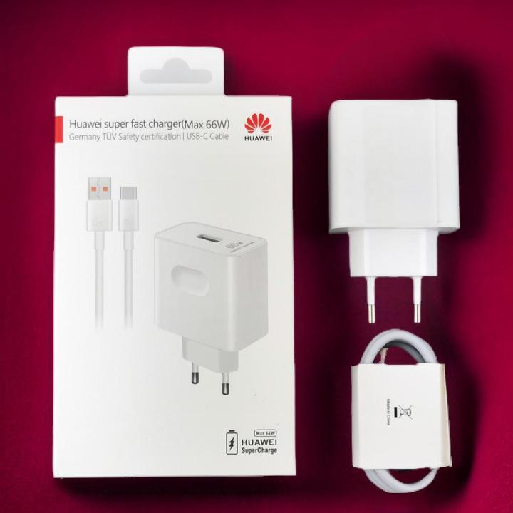 66W%20Huawei%20Super%20Fast%20Type%20C%20Quick%20Charger%20Adapter%20with%20Type%20C%20Cable%20-%20Image%202