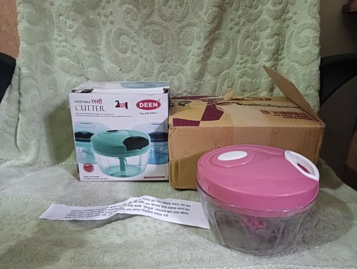 Vegetable%20Chopper%20Handy%20Quick%20Cutter%20For%20Kitchen,%203%20Blade%20Stainless%20Steel,%20Pull%20String%20-%20350Ml%20-%20Vegetable%20Cutter%20-%20Image%202