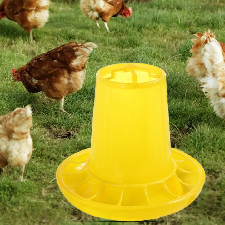 Chicken%20Feeder%20Long-lasting%20Fall%20Resistant%20Lightweight%20Poultry%20Feed%20Bucket%20-%20Image%204