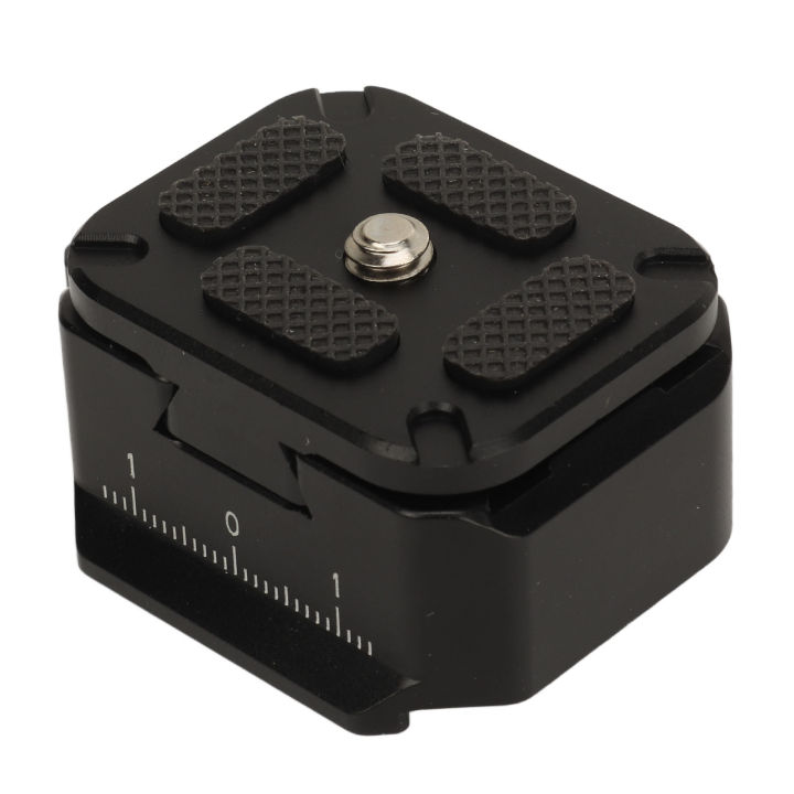 Quick%20Release%20Camera%20Mount%20Adapter%20Secure%20Connection%201/4%20Inch%20Thread%20Hole%20Anti%20Slip%20Rubber%20Pad%20Quick%20Release%20Plate%20for%20Tripod%20-%20Image%204