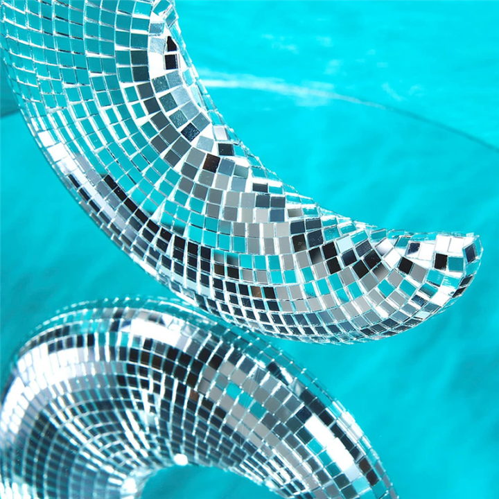 1%20Pieces%20Hanging%20Disco%20Decor%20Retro-Reflective%20Disco%20Ball%20Lights%20Decor%20for%20Party,Room,Home,Bar%20-%20Image%206