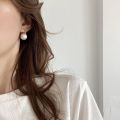 Retro Fashion Pearl Earrings Basic Pearl Ball Drop Earrings Simple Piercing Earrings. 