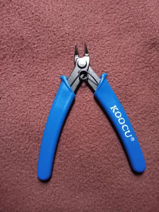 KOOCU%20Electrical%20Component%20Wire%20Cable%20Cutters%20Diagonal%20Pliers%20Side%20Cutting%20Nippers%20-%20Image%208