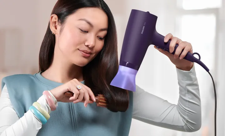 Philips%20Hair%20Dryer%20BHD340%20%E2%80%93%20ThermoProtect%202100W%20%7C%20Powerful%20Drying%20-%20Image%207