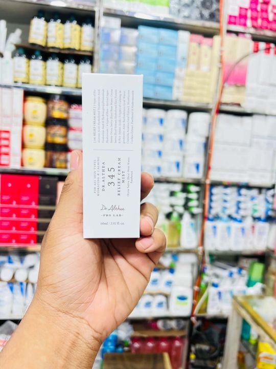 Dr.Althea%20345%20Relief%20Cream%20Mist%20%E2%80%93%2060ml%20(Glamorous%20Gallery)%20-%20Image%204