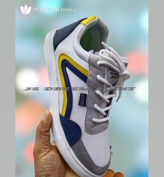 Js%20New%20Collection%20Stylish%20And%20Fashionable%20Exclusive%20Sneakers%20Converse%20For%20Men%20-%20Step%20Out%20In%20Style%20With%20These%20Fashionable%20Sneakers%20From%20Js%20New%20Collection%20-%20Image%204