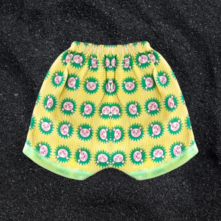 3%20PCS%20Printed%20Soft%20Cotton%20Half%20Pant%20for%20Baby%20Girls%20-%20Multicolor%20Combo%20Pack%20-%20Image%203