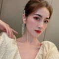 Carat Lady Ear Clip Butterfly Shape Imitation Pearl Arc Ear Cuff. 