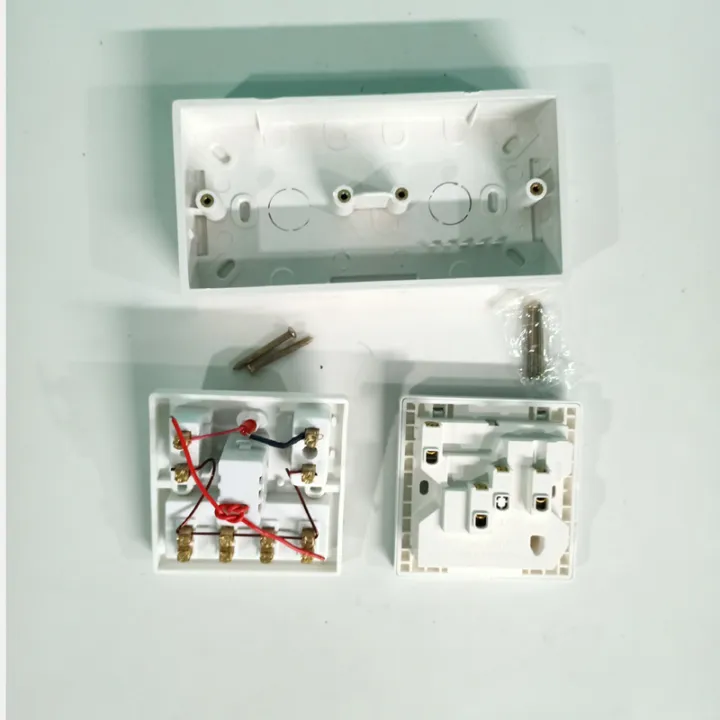4%20Gang%20Switch%20with%20Socket,%20Fuse,%20Regulator,%206%20pin%20Multi%20Socket,%20PVC%20Back%20Part/Tola%20Board%20Family%20Combo%203%20in%201%20-%20Image%203