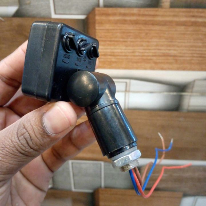 BLACK%20Color%20AC%20220V%203-4%20Meter%20100W%20PIR%20Body%20Infrared%20Motion%20Sensor%20Switches%20Automatic%20Light%20Switch%20Human%20Motion%20Body%20PIR%20Infrared%20Motion%20Sensor%20Switch%20Movement%20Detector%20Intelligent%20Lamps%20Controller%20-%20Image%205
