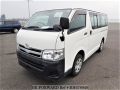 Toyota Hi-Ace 2016 White. 