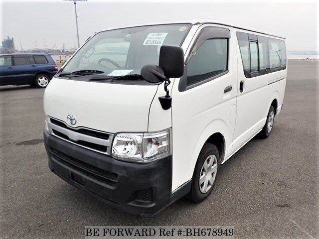 Toyota Hi-Ace 2016 White