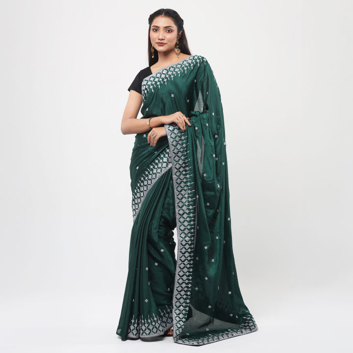 Indian%20Vichitra%20silk%20Green%20Saree%20with%20High-Quality%20Sequins%20%20Silvar%20Embroidery%20Work%20on%20Blouse%20-%20Image%204