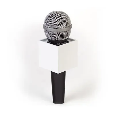 Microphone%20Flag%20-%20Microphone%20-%20Image%203