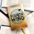 Fourth Wing (The Empyrean Book 1) by Rebecca Yarros (White Print). 