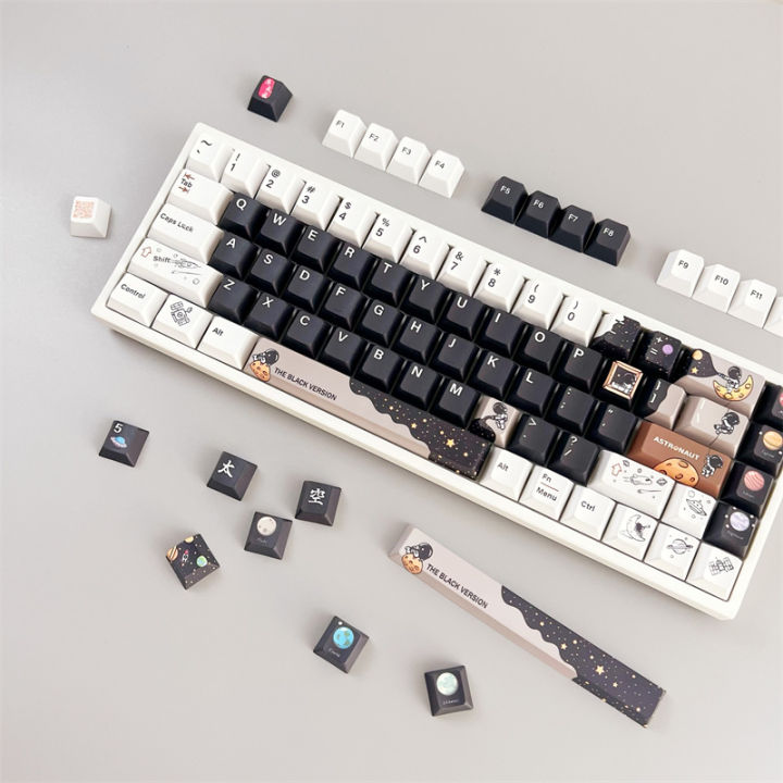 Astronaut%203.0%20PBT%20Keycaps%20Customize%20Mechanical%20Keyboard%20Gaming%20Key%20Caps%20Cherry%20Profile%2061%2064%2068%2084%2087%20980%20Keys%20Set%20Space%20Flight%20-%20Image%204
