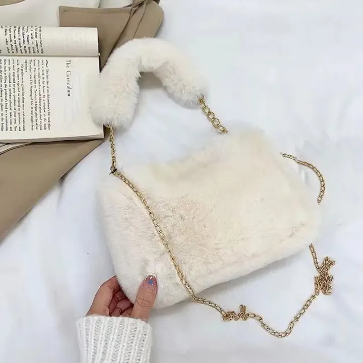 Winter%20Plush%20Tote%20Handbag%20Versatile%20Fluffy%20Shoulder%20Bag%20Soft%20Cute%20Chain%20Crossbody%20Bag%20Fashion%20Women%20Girls%20Small%20Square%20Handbag%20-%20Image%203