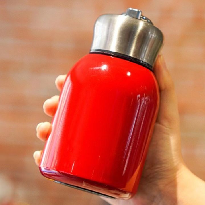 Stainless%20Steel%20Vacuum%20Thermos%20Mug%20300ML%20Portable%20Double%20Wall%20Insulated%20Travel%20Cup%20with%20Temperature%20Display%20-%20Image%204