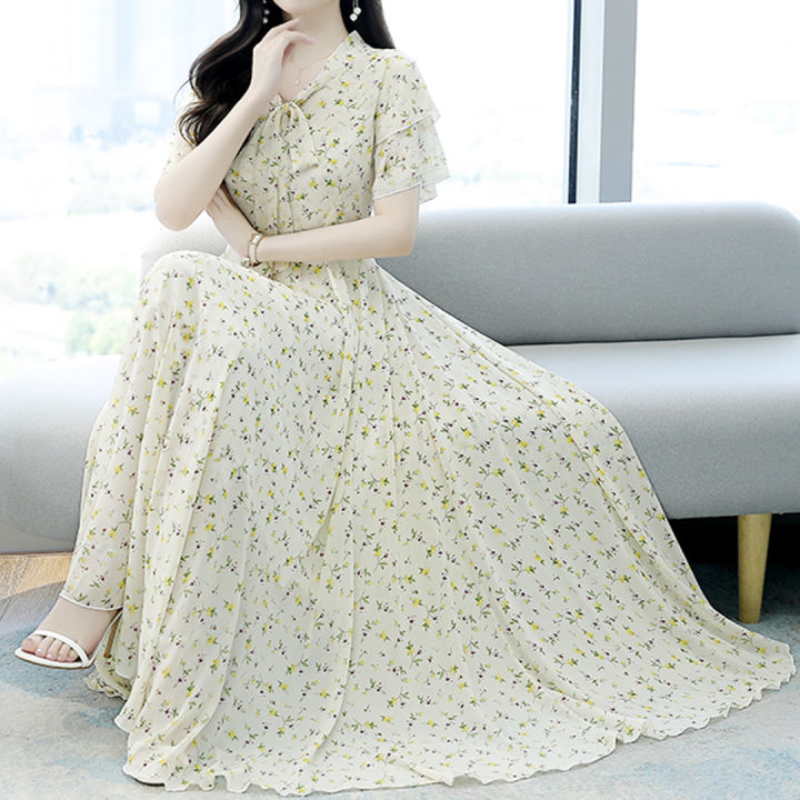 Trendy%20Elegance%20-%20Explore%20the%20Latest%20Stylish%20Short%20Double%20Sleeve%20Exclusive%201-Piece%20Kurti%20with%203D%20Screen%20Print%20-%20Image%205