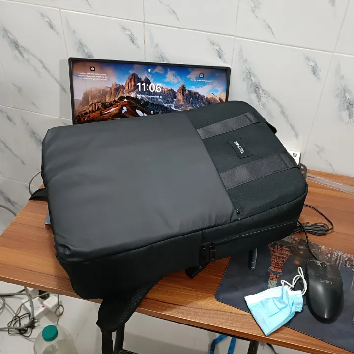 Laptop%20Bag%20%7C%20Office%20Bag%20%7C%20Business%20Bag%20%7C%20High%20Quality%20Office%20Bag%20%7C%20Unique%20Design%20Laptop%20Bag%20%7C%20Modern%20Office%20Bag%20%7C%20Modern%20Laptop%20Bag%20%7C%20-%20Image%209