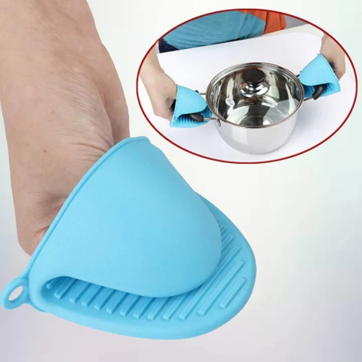 2Pcs-Silicone%20Heat%20Resistant%20Grip%20Oven%20Pot%20Holder%20Baking%20BBQ%20Cook%20Tools%20Mini%20Kitchen%20Non-slip%20Heat%20Resistant%20Oven%20Mitts%20Silicone%20Glove%20Pot%20Racks%20Tool%20Set%20-%20Image%203