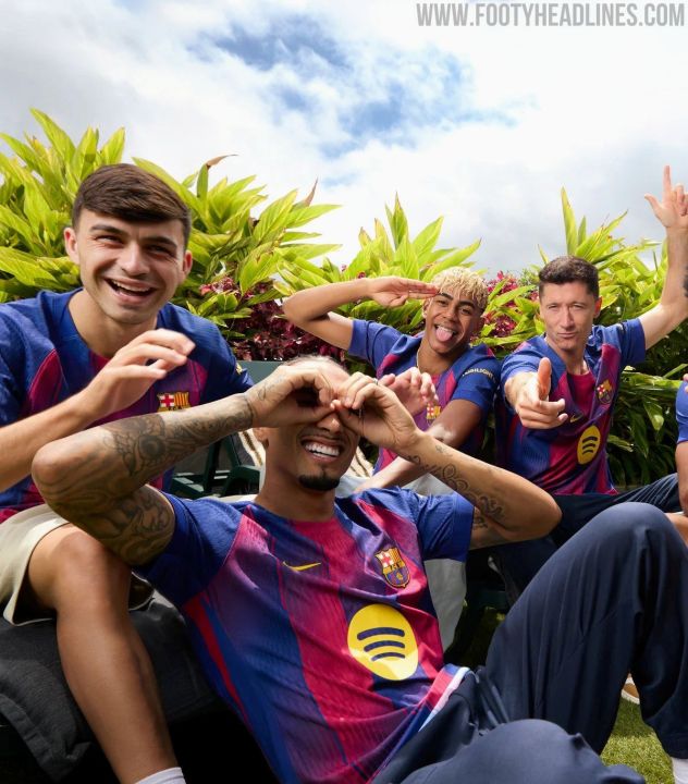 Barcelona%20Jersey%202025/2026%20-%20Thai%20Premium%20Football%20Jersey%20for%20Men%20-%20FC%20Barcelona%20Home%20Kit%20-%20Half%20Sleeve%20-%20Dri-Fit%20Sports%20T-Shirt%20-%20Image%205