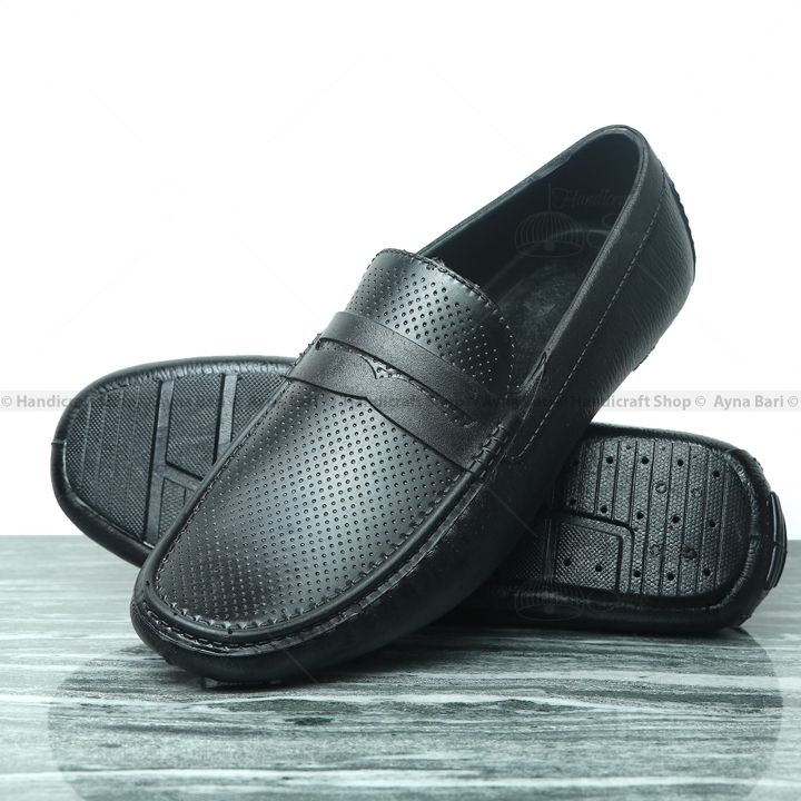Slip%20on%20Loafer%20for%20boys%20%7C%20Tokyo%20R-86%20%7C%20Waterproof%20shoe%20Rain%20Shoe%20Full%20Rubber%20Shoe%20for%20Man%20Loafer%20for%20boys%20%20%7C%20Handicraft%20Shop%20-%20Image%206