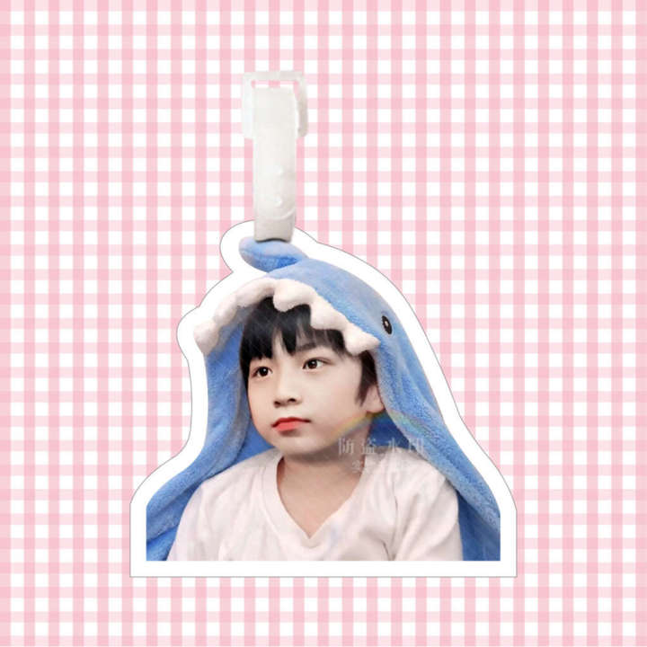 Liu%20Yaowen's%20backpack,%20accessories,%20luggage%20travel%20cases,%20keychains,%20hanging%20tags,%20big%20head%20celebrities,%20supporting%20Youth%20League%20of%20the%20times%20-%20Image%204