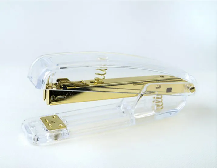Rose%20Gold%20Stapler%20-%20Image%204