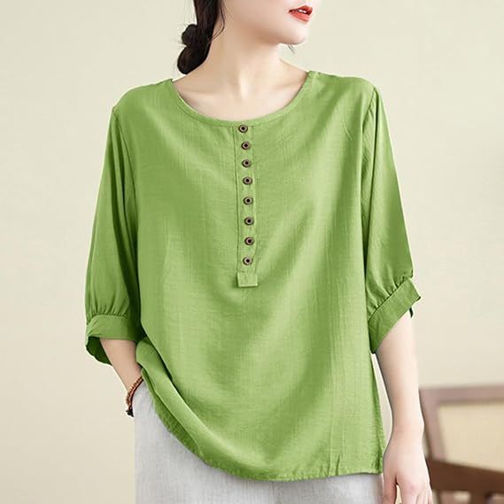 Button%20Up%20Beauty:%20Vintage%20Style%20Cotton%20Blouse%20for%20Women%20-%20Image%202