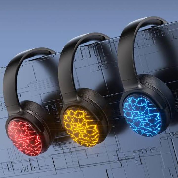 Awei%20A780%20Pro%20Bluetooth%20Gaming%20Headphone%20with%20colourful%20light%20-%20Image%204