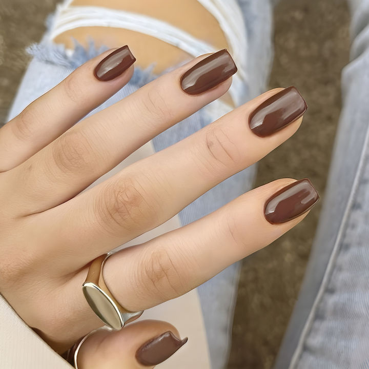 24%20Pcs%20Medium%20Square%20Press%20On%20Nails%20Red%20Winter%20Warm%20Solid%20Color%20Nails%20Glossy%20Artificial%20Finger%20Manicure%20False%20Nails%20-%20Image%203