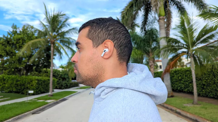 Airpods%20Pro%20Made%20In%20Dubai%20Wireless%20Earbuds%20IPX4%20Waterproof%20In-Ear%20Earphone%20-%20Bluetooth%20Headphone%20-%20Image%208