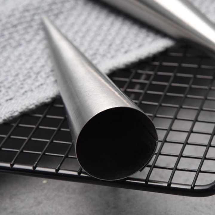 Stainless%20Steel%20Cone%20Shape%20Spiral%20Croissant%20Pointed%20Tube%20Bread%20Mold%20Baking%20Tool%20-%20Image%202