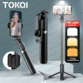 Q07 (100cm) Bluetooth Integrated Selfie Stick with Light and Bluetooth Remote Control.