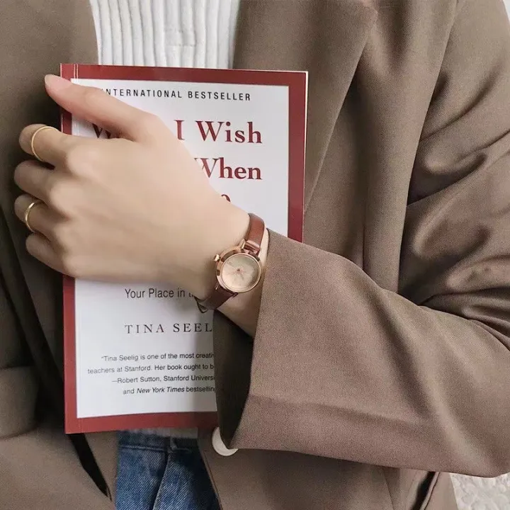 New%20Fashion%20Student%20Women's%20Watch%20Women's%20Simple%20Niche%20Retro%20Belt%20Small%20round%20Palte%20High-Grade%20Quartz%20Women's%20Watch%20-%20Image%203
