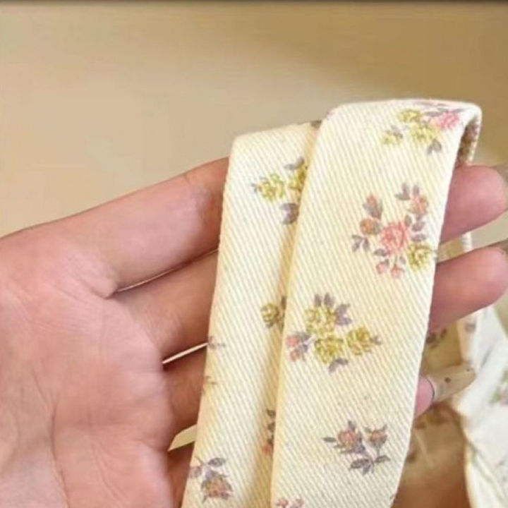 %E3%80%90Free%20shipping%E3%80%91%20Fashion%20Canvas%20Printed%20Tote%20Bag%20Large%20Capacity%20Sweet%20Handbag%20with%20Lace%20Storage%20Handbags%20-%20Image%206