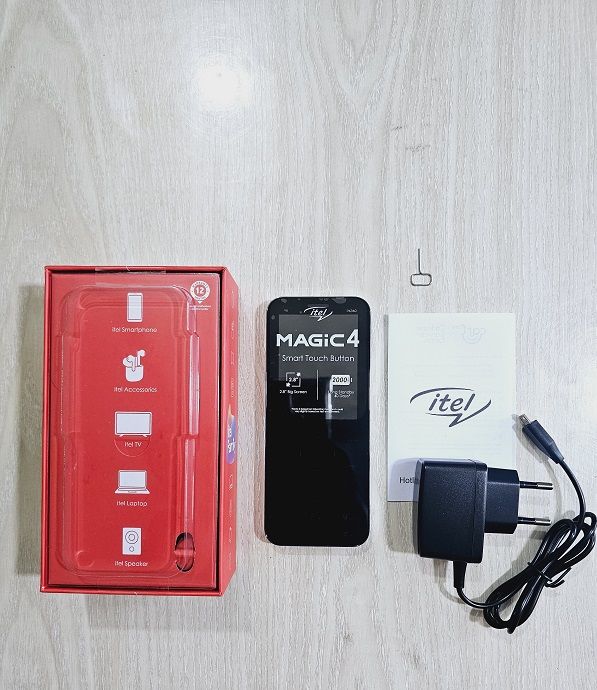 itel%20Magic%204%20Smart%20Touch%20Button%20Mobile%20Phone%20-%20Image%204