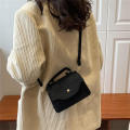 Trendy Felt handbag Durable High-quality material Felt material Bag Square-shaped Variety of colors Shoulder bag for Casual outings Daily use Fashion events Workwear Gift option Casual outings.