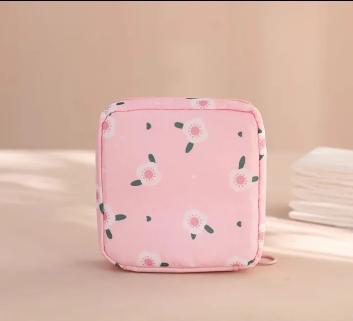 Girls%20Portable%20Sanitary%20Napkin%20Bag%20/%20Waterproof%20Makeup%20Storage%20Bag%20/%20Jewelry%20Organizer%20Pouch%20-%20Image%204