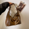 Retro fashion versatile large capacity bag women's new double pocket winter commuter tote bag niche shoulder bag.