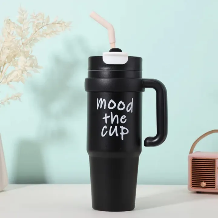 Large%20Capacity%20Premium%20Cartoon%20Big-Big%20Vacuum%20Thermos%20Cup%20with%20Handle%20Portable%20Student%20Drinking%20Cup%20for%20Vehicle%20Use%20-%20Image%204